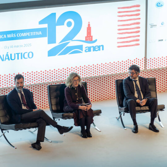 https://congresonautico.com/wp-content/uploads/2025/11/congreso-2025-img5-540x540.jpg